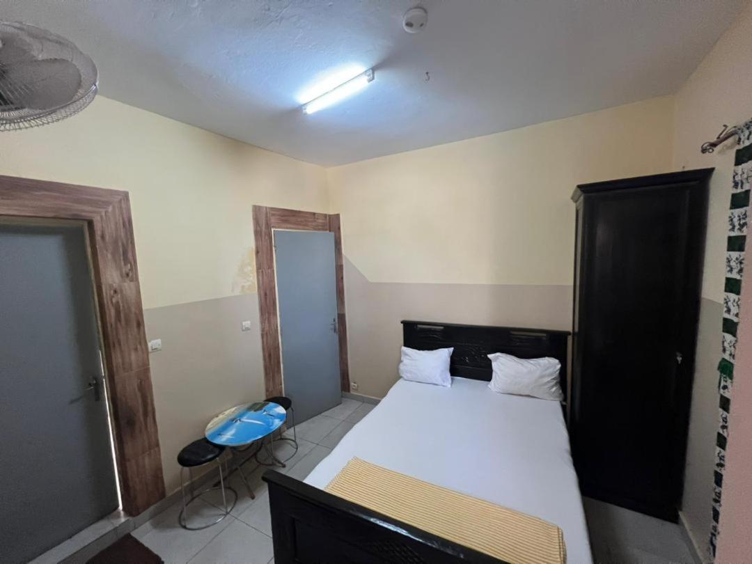 Chez Mimi Hotel Toubab Dialao Kültér fotó