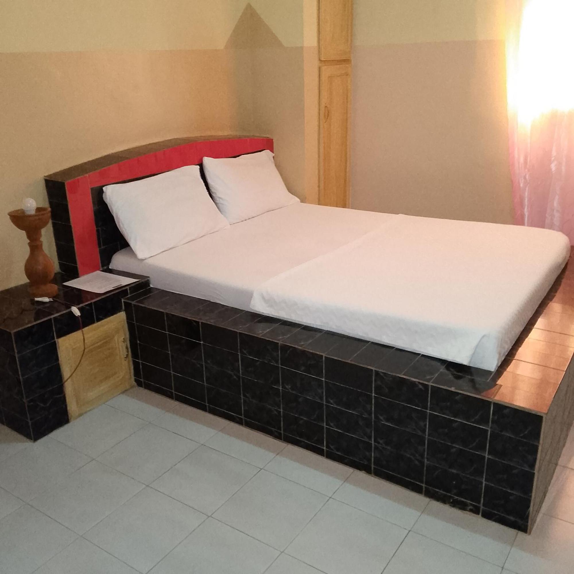 Chez Mimi Hotel Toubab Dialao Kültér fotó